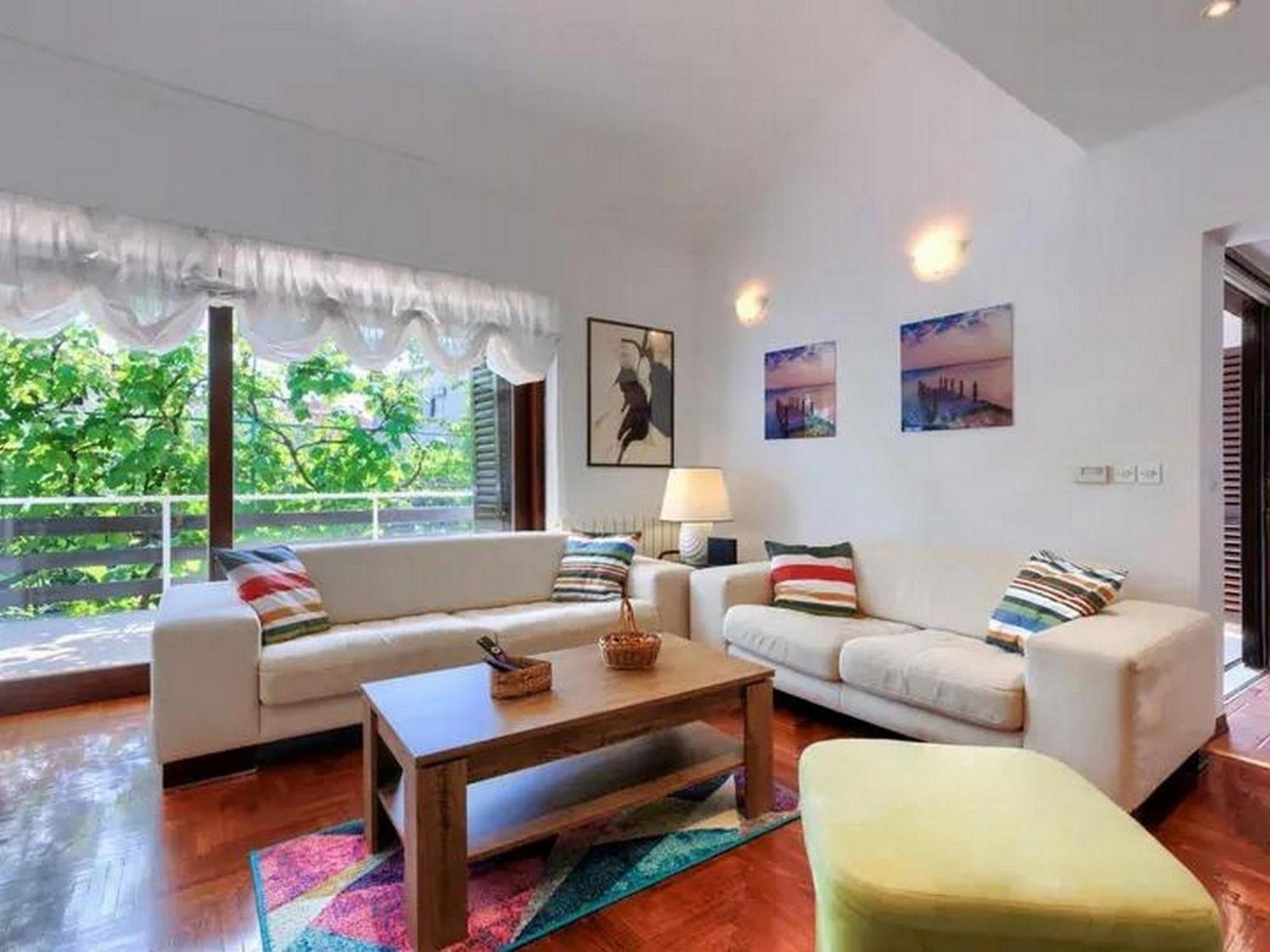 Ferienhaus House With A Swimming Pool - 23000